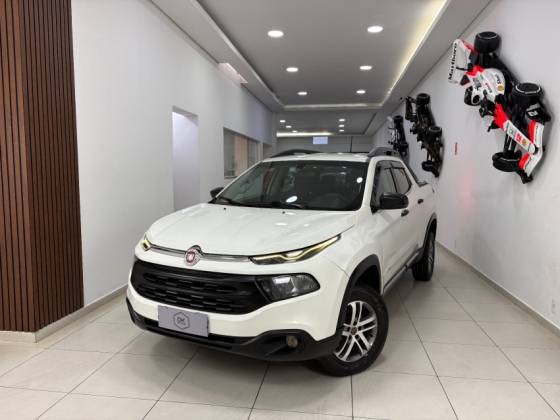 FIAT TORO 1.8 16V EVO FLEX FREEDOM AT6 FIAT TORO 1.8 16V EVO FLEX FREEDOM AT6